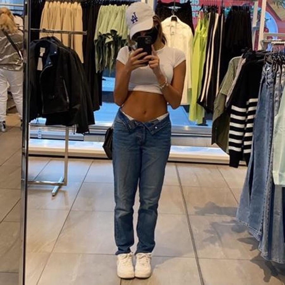 H&M blue wash jeans 🎸